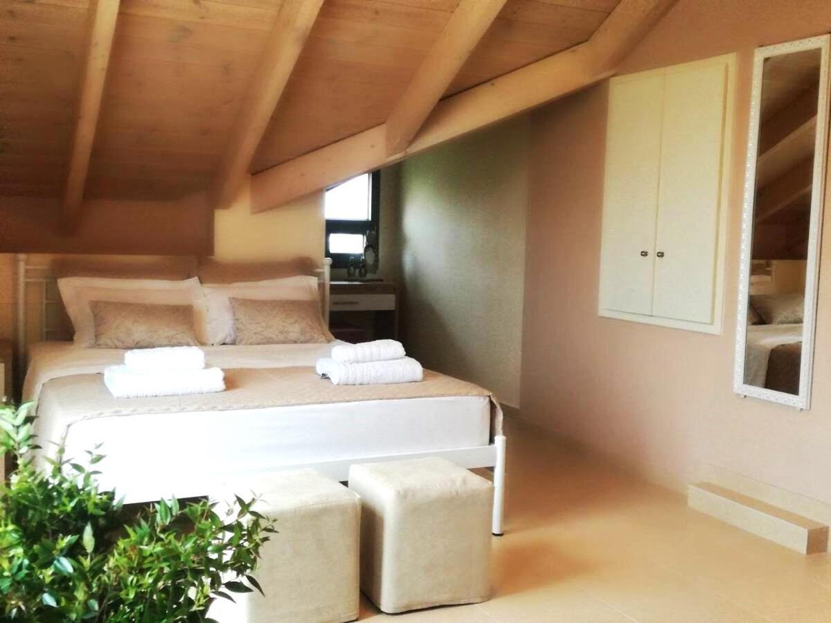 Appartamento Vista Di Mare 3 Lixouri Esterno foto
