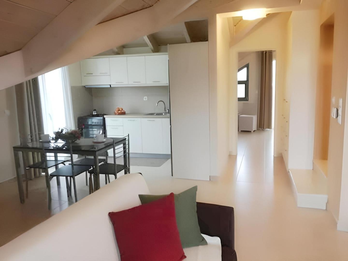 Appartamento Vista Di Mare 3 Lixouri Esterno foto