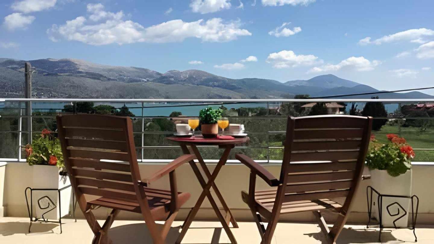Appartamento Vista Di Mare 3 Lixouri Esterno foto